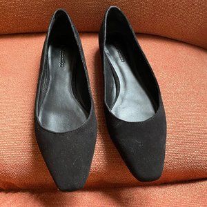 LIKE NEW - Reformation Bea Flat